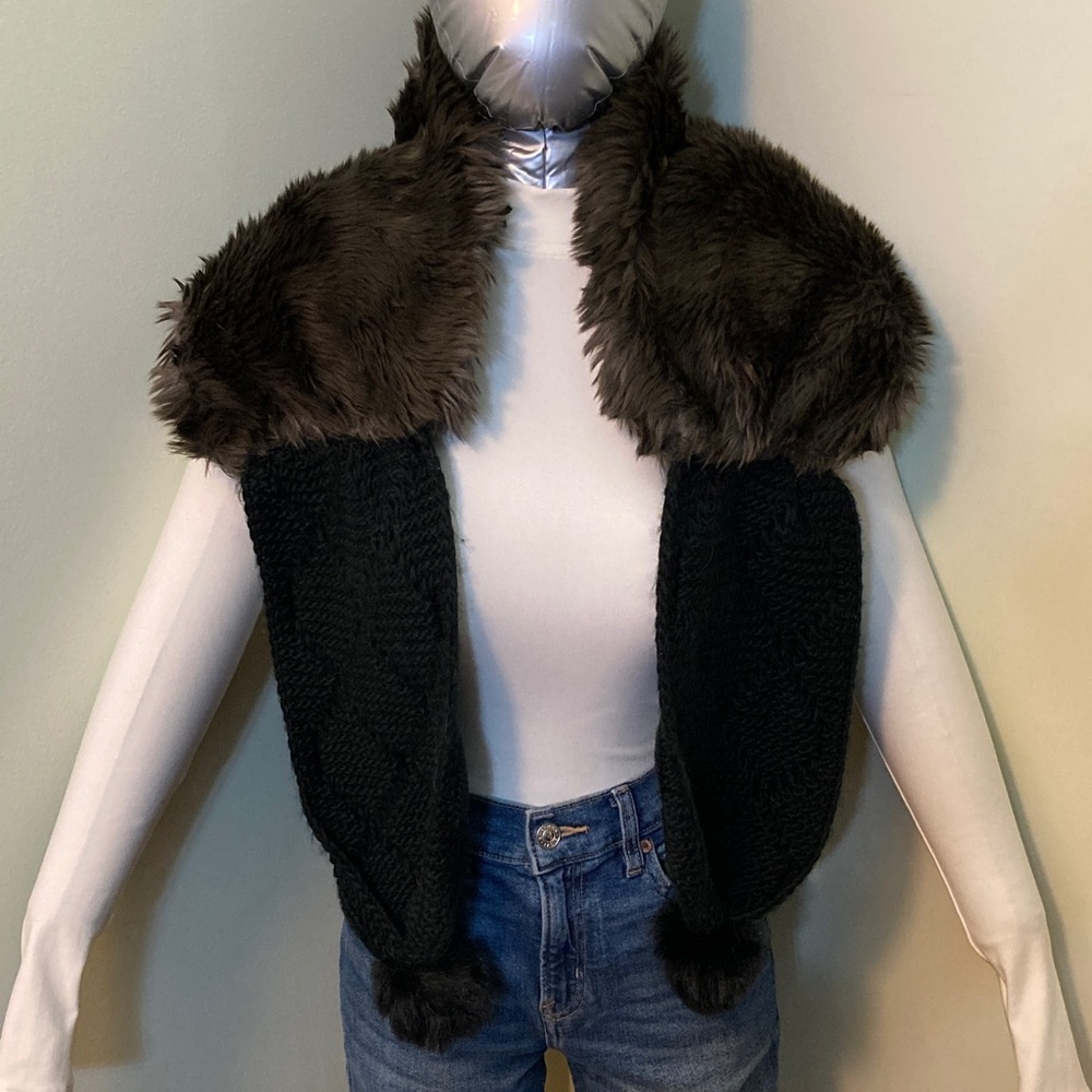 Faux Fur and Knit Scarf - Black/Brown